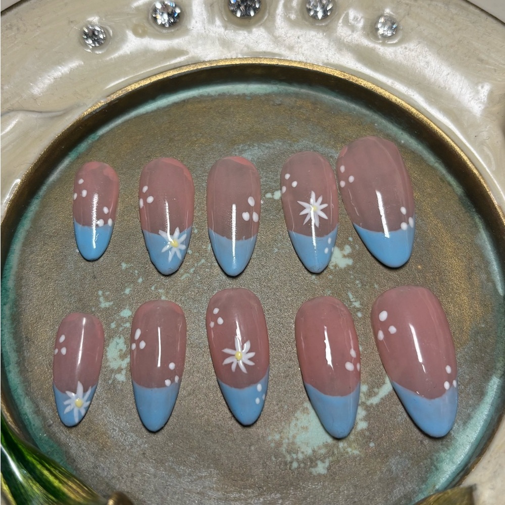 Handmade Press on French Tip Nails